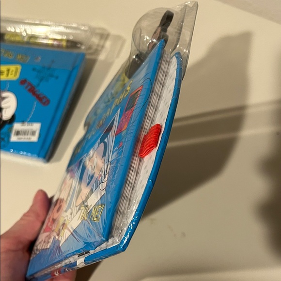 Disney Autograph Books with Pens - Picture 4 of 4